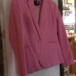 Beautiful pink linen blazer